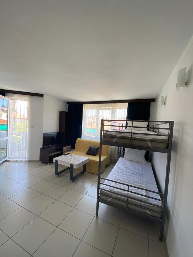 Lilia 2 Family Hotel Primorsko Luaran gambar